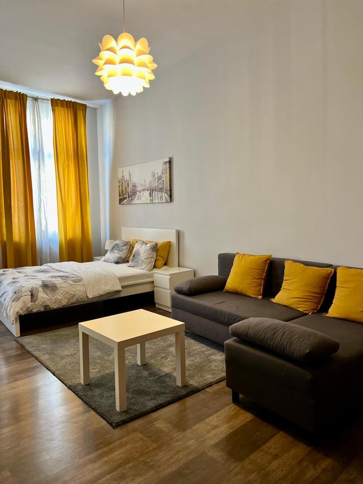 Ametyst Hostel Краков Экстерьер фото