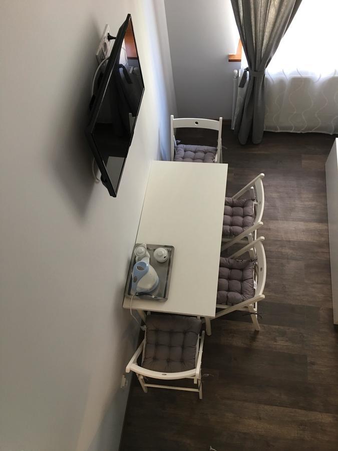 Ametyst Hostel Краков Экстерьер фото