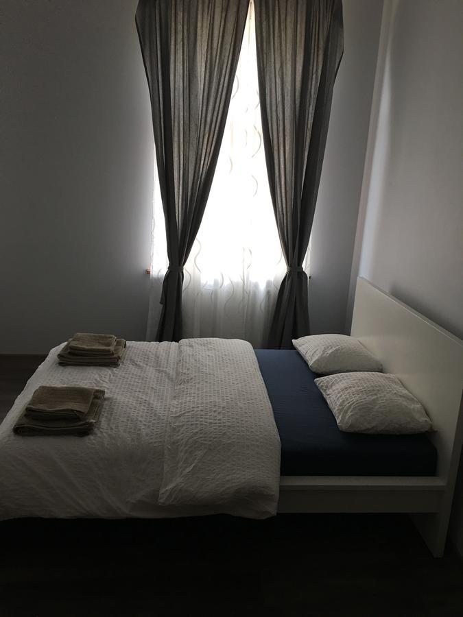 Ametyst Hostel Краков Экстерьер фото