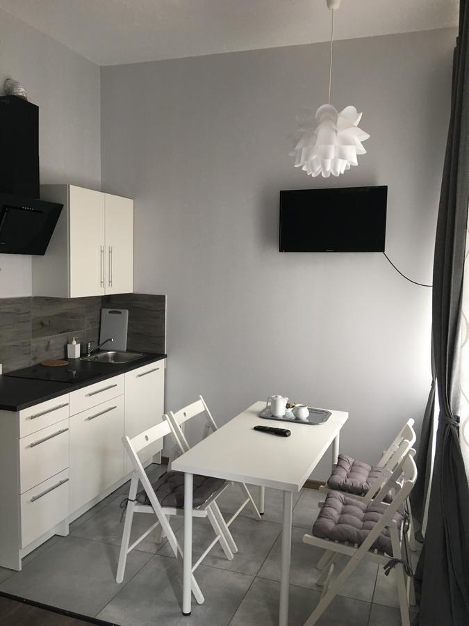 Ametyst Hostel Краков Экстерьер фото