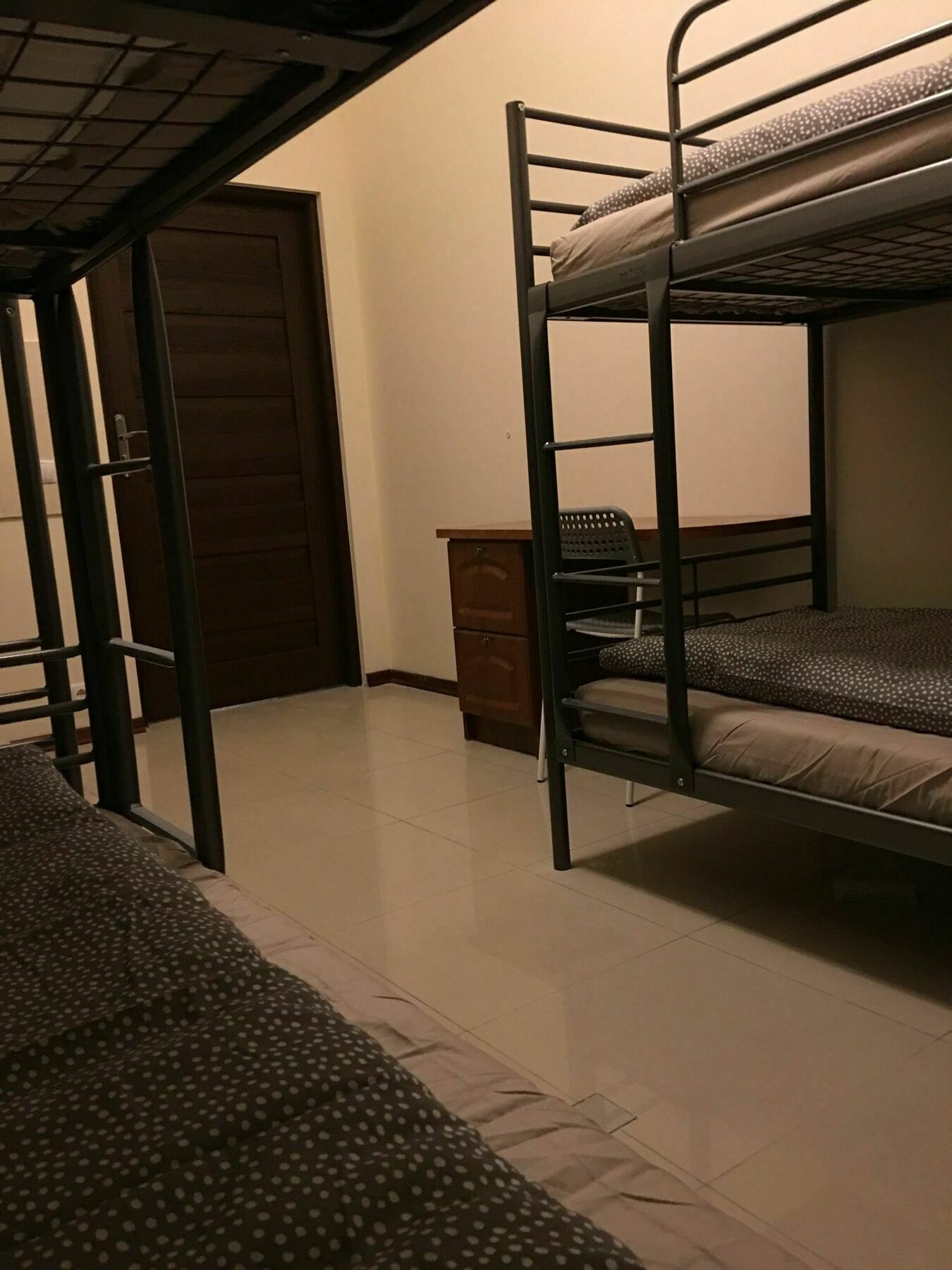 Ametyst Hostel Краков Экстерьер фото